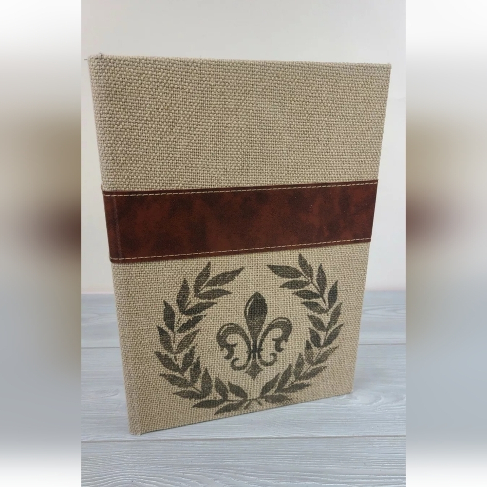 Decor Box Hidden Book XL - Picture 6 of 6